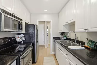 7150 Rainbow Dr 3, San Jose, CA 95129 - Photo 9