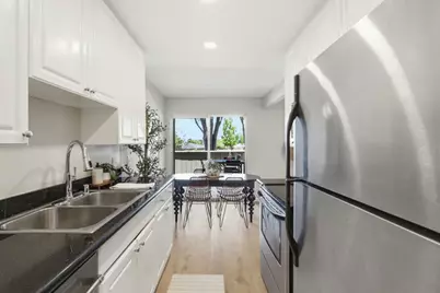 7150 Rainbow Dr 3, San Jose, CA 95129 - Photo 11