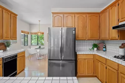 1823 June Marie Ct, Hayward, CA 94541 - Photo 7