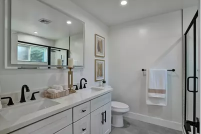 2233 W Hedding St, San Jose, CA 95128 - Photo 17