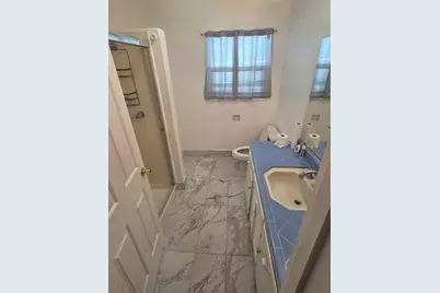 1506 W 5th St, Madera, CA 93637 - Photo 9