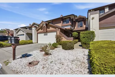 1634 Sugarloaf Dr, San Mateo, CA 94403 - Photo 1