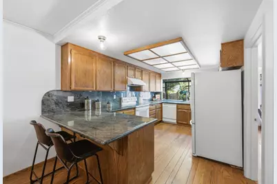 1634 Sugarloaf Dr, San Mateo, CA 94403 - Photo 11