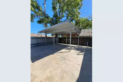 2221 S Poppy Ave, Fresno, CA 93706 - Photo 5