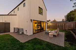 16 Hillview Ave, Redwood City, CA 94062 - Photo 71