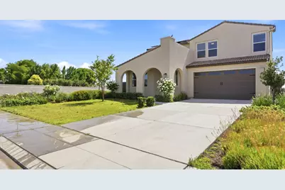 3335 Las Rosas Ave, Clovis, CA 93619 - Photo 3
