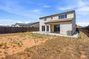 3335 Las Rosas Ave, Clovis, CA 93619 - Photo 19