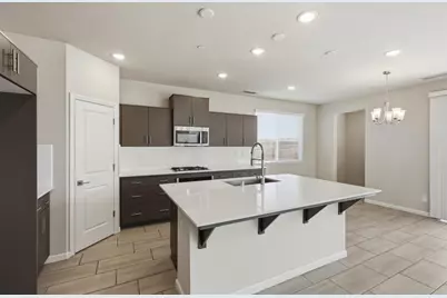3335 Las Rosas Ave, Clovis, CA 93619 - Photo 9