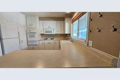 1445 S Bascom Ave 130, San Jose, CA 95128 - Photo 13