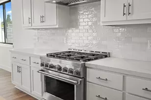 440 Maria Dr, Hollister, CA 95023 - Photo 7