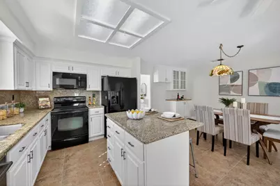 7901 Caledonia Dr, San Jose, CA 95135 - Photo 17
