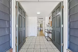 559-561 Mozart Ct, Sunnyvale, CA 94087 - Photo 3