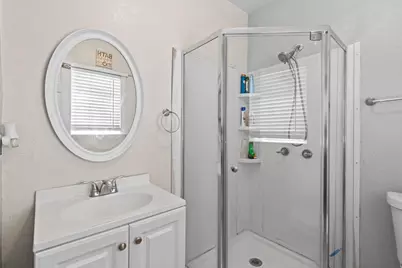 124 E Humboldt St, San Jose, CA 95112 - Photo 21