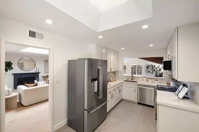 841 Peach Ave, Sunnyvale, CA 94087 - Photo 17