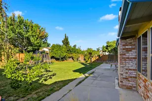 493 Crosslees Dr, San Jose, CA 95111 - Photo 29