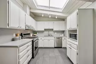 20210 Franklin Ave, Saratoga, CA 95070 - Photo 9