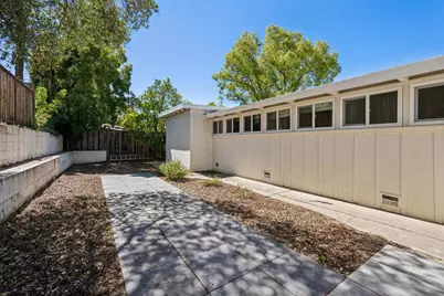 20210 Franklin Ave, Saratoga, CA 95070 - Photo 29