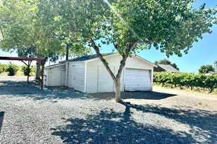 19025 N Devries Rd, Lodi, CA 95242 - Photo 13