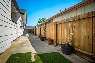 1923 Seal Way, Discovery Bay, CA 94505 - Photo 25