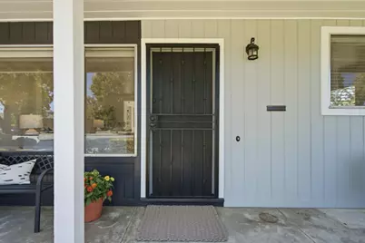 2438 Massachusetts Ave, Redwood City, CA 94061 - Photo 5