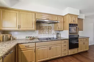 3311 Beacon Ln, San Jose, CA 95118 - Photo 9
