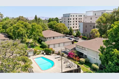 1052 Delna Manor Ln 1052, San Jose, CA 95128 - Photo 43