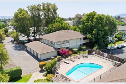 1052 Delna Manor Ln 1052, San Jose, CA 95128 - Photo 1