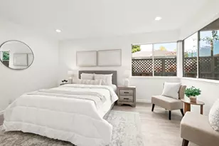 1052 Delna Manor Ln 1052, San Jose, CA 95128 - Photo 29