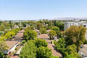 1052 Delna Manor Ln 1052, San Jose, CA 95128 - Photo 45