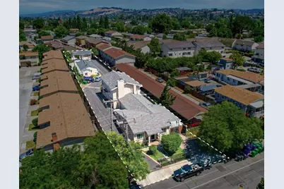 204 Sunset Blvd, Hayward, CA 94541 - Photo 1