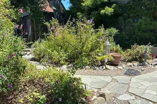 1033 Carmelo St, Monterey, CA 93940 - Photo 3