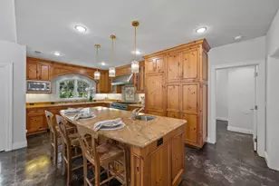 24970 O'Keefe Ln, Los Altos Hills, CA 94022 - Photo 37