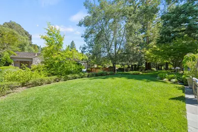 24970 Okeefe Ln, Los Altos Hills, CA 94022 - Photo 31