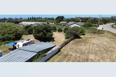 897 Green Valley Rd, Watsonville, CA 95076 - Photo 21