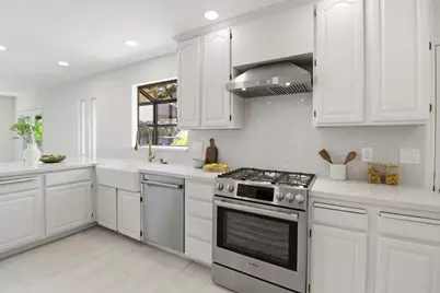 1114 Palm Ave, San Mateo, CA 94401 - Photo 15