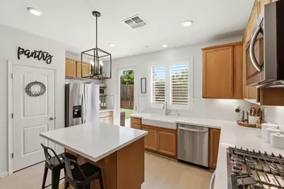 2923 Kings Way, Hollister, CA 95023 - Photo 11