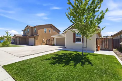 2923 Kings Way, Hollister, CA 95023 - Photo 3