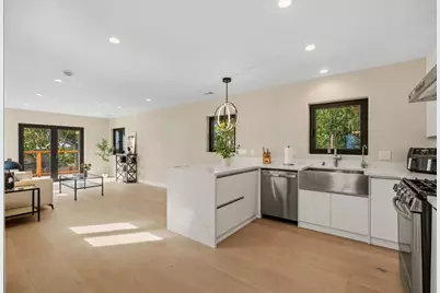 612 Sunset Dr, Pacific Grove, CA 93950 - Photo 25
