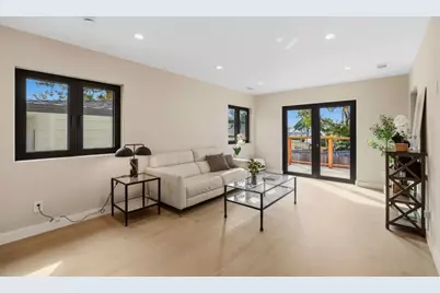 612 Sunset Dr, Pacific Grove, CA 93950 - Photo 23