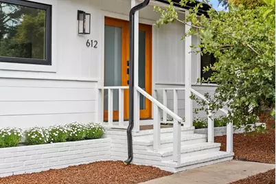612 Sunset Dr, Pacific Grove, CA 93950 - Photo 3