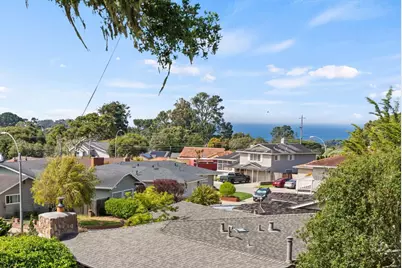 612 Sunset Dr, Pacific Grove, CA 93950 - Photo 27