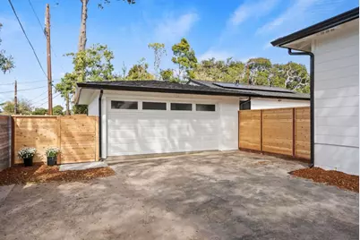 612 Sunset Dr, Pacific Grove, CA 93950 - Photo 21