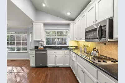 251 Oak Grove Ct, Morgan Hill, CA 95037 - Photo 9