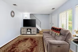 1920 Waterloo Ct, San Jose, CA 95132 - Photo 9