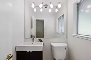 918 La Mesa Dr, Portola Valley, CA 94028 - Photo 23