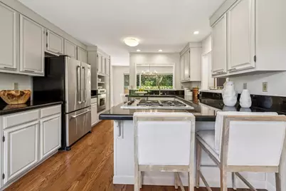 918 La Mesa Dr, Portola Valley, CA 94028 - Photo 13