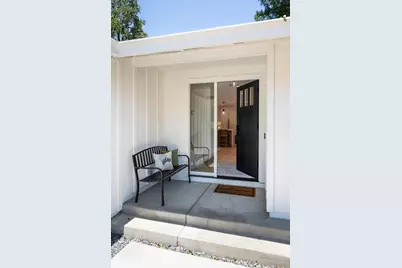 3231 Alameda De Las Pulgas, Menlo Park, CA 94025 - Photo 3