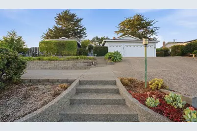 9345 Holly Oak Way, Salinas, CA 93907 - Photo 15