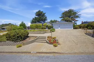 9345 Holly Oak Way, Salinas, CA 93907 - Photo 17