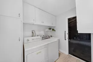 3562 Woodford Dr, San Jose, CA 95124 - Photo 17